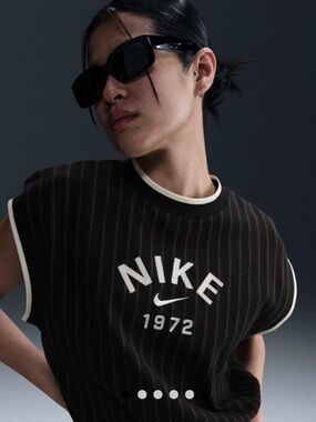 Nike Women’s sportwear collection loose top Black Pinstripe 1972 Logo Tank